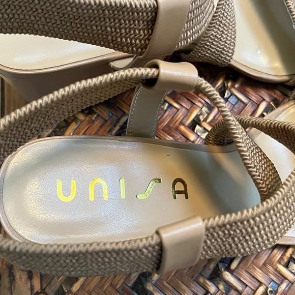 Unisa Women Stretch Strap Slipon. Block Heel Sandal Size 8.5 - Picture 4 of 12